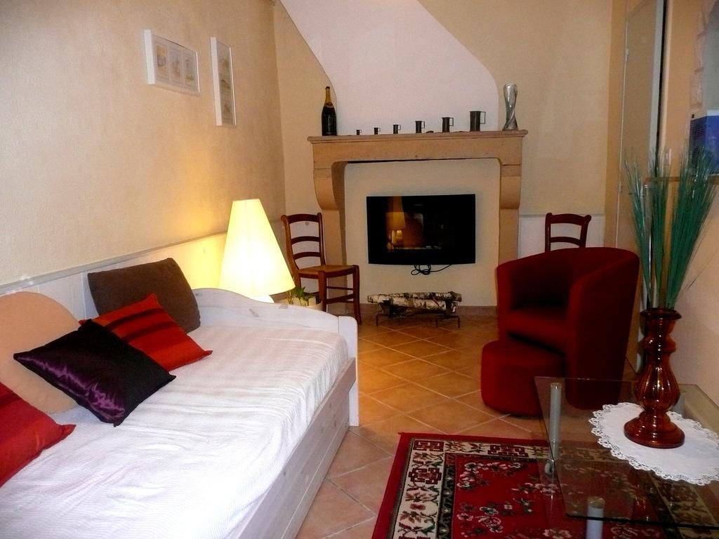 Au Clos D'Ardennes Bed & Breakfast Balaives-et-Butz Ngoại thất bức ảnh